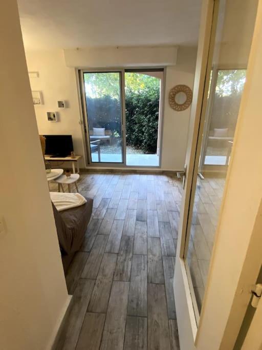 Studio Cabine Avec Jardin Canet-en-Roussillon Exterior foto