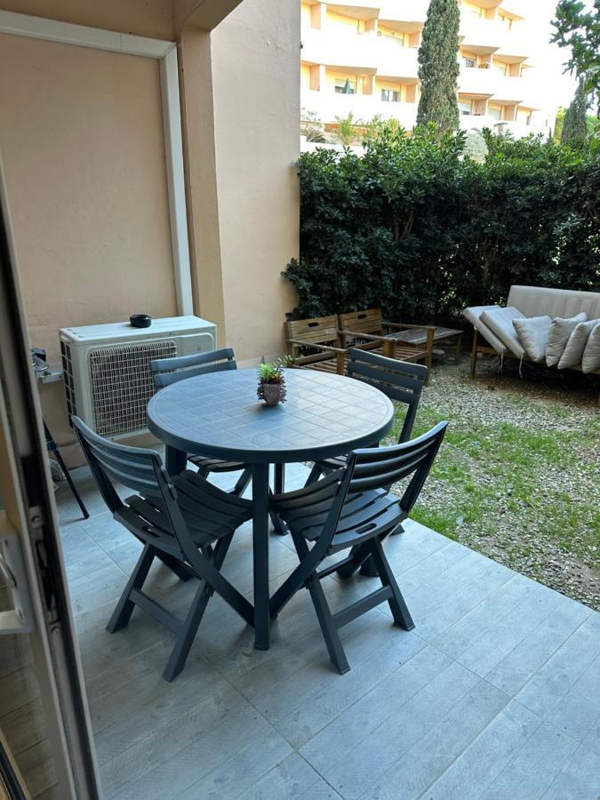 Studio Cabine Avec Jardin Canet-en-Roussillon Exterior foto